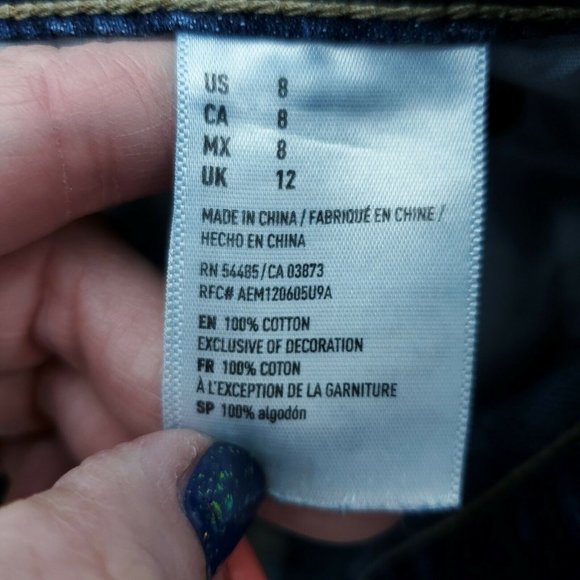 American Eagle Tomgirl Shortie Denim Shorts Size 8 - Picture 4 of 5